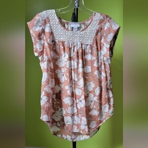 Liz Claiborne size S women's brown patterned top